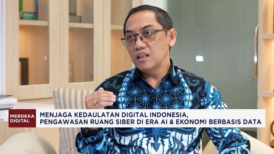 Dirjen Pengawaasan Ruang Digital Kementerian Komdigi, Alexander Sabar dalam program CNBC Indonesia Merdeka Digital di Kantor Komdigi, Jakarta, Rabu (24/9/2025). (CNBC Indonesia TV)