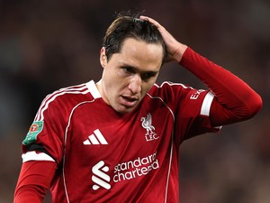 Federico Chiesa Digantung Liverpool Meski Diminati Juventus