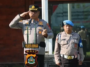 Sinergi Polisi dan Pecalang Apel Bersama untuk Perkuat Kondusivitas Denpasar