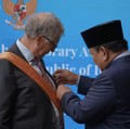 Prabowo Kasih Bintang Jasa, Bill Gates Tak Mau Mati Kaya Raya