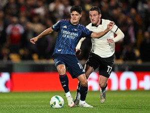 Arsenal Kerja Keras Kalahkan Port Vale