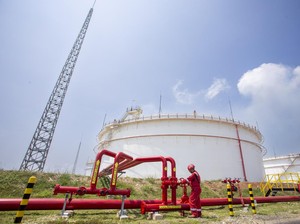 Hilirisasi & Infrastruktur: Konektivitas Energi hingga Wilayah 3T