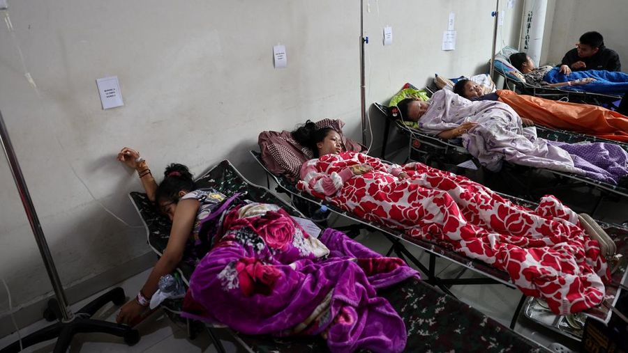 Kabupaten Bandung Barat darurat keracunan akibat Makan Bergizi Gratis (MBG). Kecamatan Cipongkor menjadi daerah paling banyak kasus tersebut.
(REUTERS/Willy Kurniawan)
