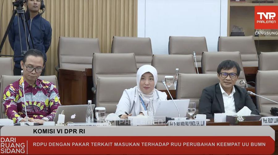 Komisi VI DPR Rapat Dengar Pendapat Umum dengan sejumlah pakar hukum membahas revisi UU BUMN, Kamis (25/9/2025). (Tangkapan layar)