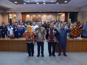 Pemkab Gresik Bakal Relokasi Kabel Udara ke Tanah