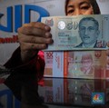 Rupiah Menguat, Bank-Bank Masih Jual Dolar di Atas Rp17.000