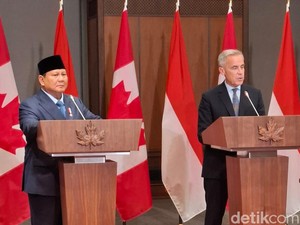 Prabowo Begadang Pelajari 9.000 Halaman Perjanjian RI-Kanada