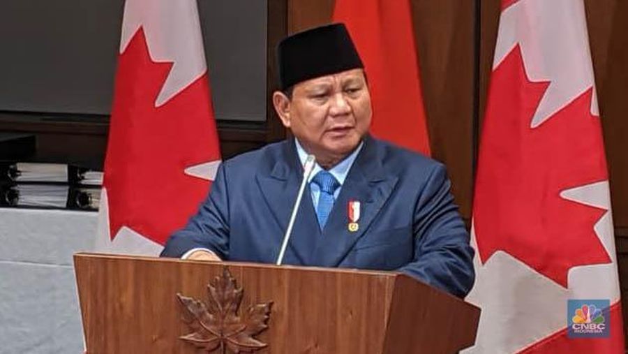 Presiden Indonesia Prabowo Subianto bersama Perdana Menteri Kanada Mark Carney menggelar konferensi pers bersama usai pertemuan tatap muka di West Block, Parliament Hill, Ottawa, pada Rabu (24/9/2025). (Dok. Biro Pers Sekretariat Presiden/Laily Rachev)