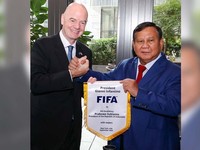 Prabowo Temui Presiden FIFA di New York, Singgung Erick Thohir