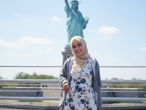 5 Prompt Gemini AI, Bisa Foto di Depan Menara Eiffel-Big Ben