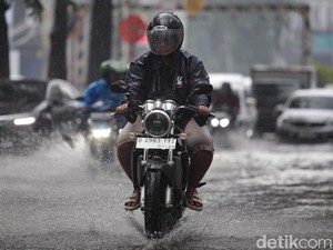 Di Wilayahmu Hujan Terus? Cek Prakiraan Cuaca BMKG hingga 30 Oktober 2025!