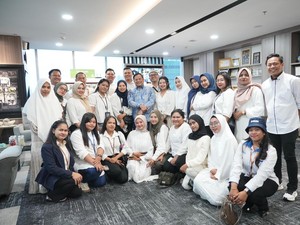 PNM Beri Penghargaan 28 Karyawan Berprestasi Berangkat ke Eropa-Umrah