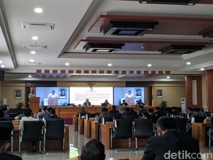 Dewan Setujui Ranperda APBD-P NTB 2025, Banggar Beri Banyak Catatan