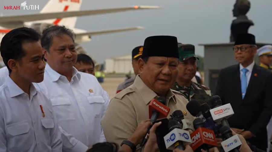 Presiden RI, Prabowo Tiba di Tanah Air, Pangkalan TNI AU Halim Perdanakusuma, 27 September 2025. (Tangkapan Layar Youtube)