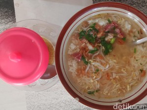 Eksis 4 Generasi, Lezatnya Soto Sapi Kuah Bening Mbok Dele Bikin Nagih