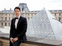 Aktor Lee Dong-gun Idap Penyakit Langka, Hanya Ada 1% Kasus di Korea