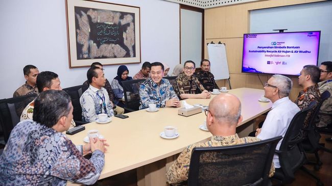 Pegadaian dan Masjid Salman ITB Daur Ulang Air Hujan dan Air Wudhu
