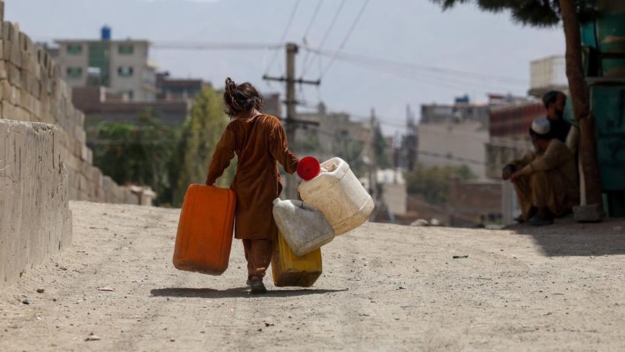 Kondisi saat terjadi krisis air parah di Kabul, Afghanistan, Senin (29/9/2025). (REUTERS/Sayed Hassib)