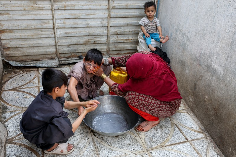 Kondisi saat terjadi krisis air parah di Kabul, Afghanistan, Senin (29/9/2025). (REUTERS/Sayed Hassib) Kondisi saat terjadi krisis air parah di Kabul, Afghanistan, Senin (29/9/2025). (REUTERS/Sayed Hassib)