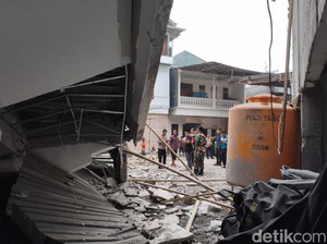 Musala Ponpes Al Khoziny Sidoarjo Ambruk Saat Santri Salat Asar
