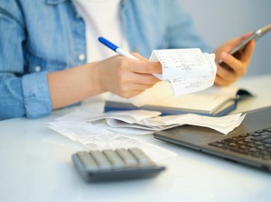 Sering Kena Denda Karena Telat Bayar Tagihan? Coba Ikuti 5 Tips Ini
