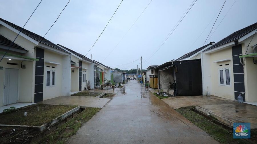 Suasana rumah subsisdi pemerintah di kawasan Cileungsi, Kabupaten Bogor, Senin, (29/9/2025). (CNBC Indonesia/Tri Susilo)