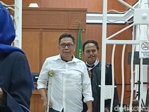 Eks Kadinsos Makassar Mukhtar Tahir Divonis 4 Tahun Bui-Denda Rp 100 Juta
