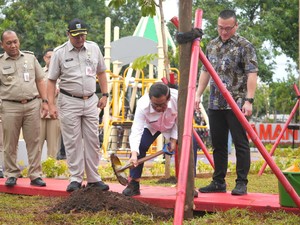 Video Warga Sambut Kehadiran Taman Bugar Kebon Jeruk: Bagus-Seru!