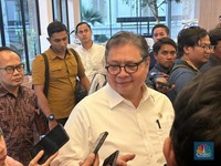 Airlangga Umumkan Program Magang Berbayar Dimulai 15 Oktober