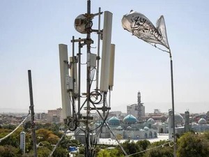 Taliban Matikan Internet-Telepon di Afghanistan, Ada Apa?