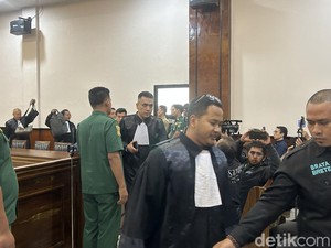 Hakim Baca Vonis Tanpa Kehadiran Razman, Pengacara Walk Out