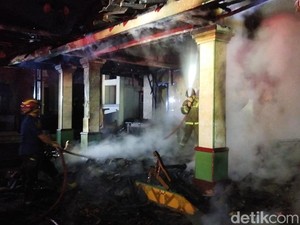 Gas untuk Jualan Aci Goreng Diduga Bocor, Rumah- 3 Motor Terbakar di Klaten