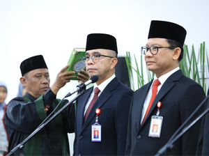 OJK Lantik Sejumlah Pejabat Baru, Perkuat Pengawasan Keuangan