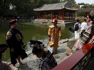 Turis Membludak Saat Golden Week, Pariwisata China Pecahkan Rekor Baru