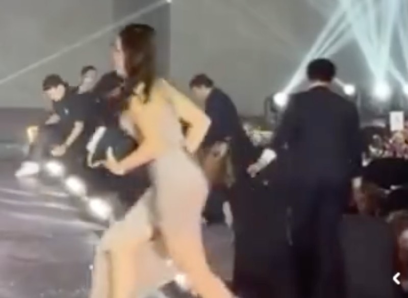 Gempa bumi 6,9 M yang melanda Filipina pada Selasa (30/9) malam mengguncang kontes kecantikan Miss Asia Pacific 2025 yang digelar di Cebu. (Instagram/pageantempress)
