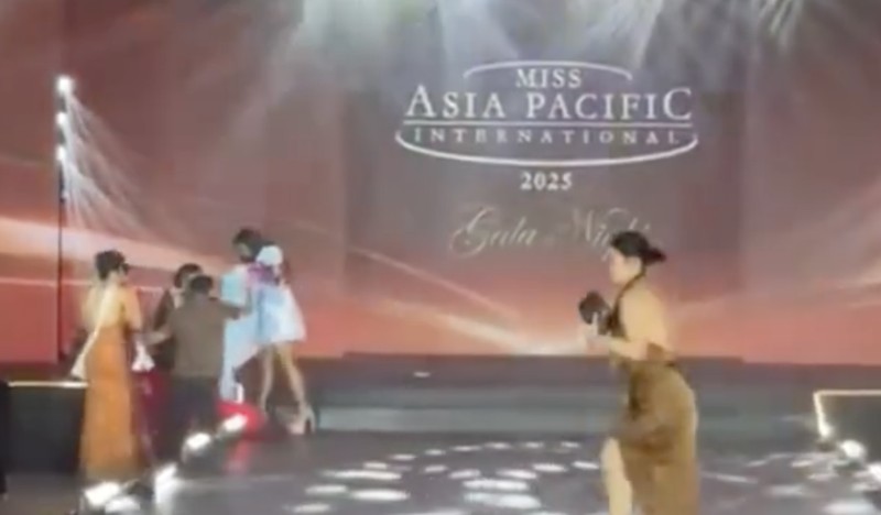 Gempa bumi 6,9 M yang melanda Filipina pada Selasa (30/9) malam mengguncang kontes kecantikan Miss Asia Pacific 2025 yang digelar di Cebu. (Instagram/pageantempress) Gempa bumi 6,9 M yang melanda Filipina pada Selasa (30/9) malam mengguncang kontes kecantikan Miss Asia Pacific 2025 yang digelar di Cebu. (Instagram/pageantempress)