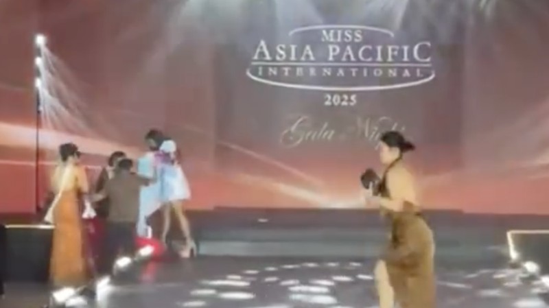 Gempa bumi 6,9 M yang melanda Filipina pada Selasa (30/9) malam mengguncang kontes kecantikan Miss Asia Pacific 2025 yang digelar di Cebu. (Instagram/pageantempress)