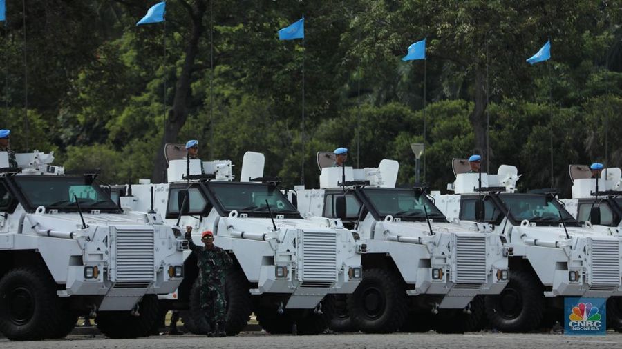 Gladi kotor jelang perayaan HUT ke-80 TNI di Monas, Jakarta Pusat, Rabu (1/10/2025). (CNBC Indonesia/Tri Susilo)