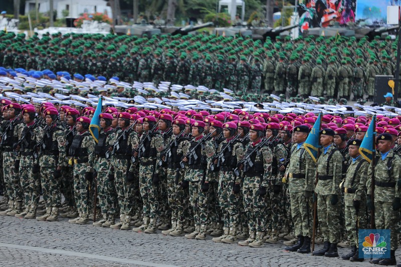 Gladi kotor jelang perayaan HUT ke-80 TNI di Monas, Jakarta Pusat, Rabu (1/10/2025). (CNBC Indonesia/Tri Susilo)
