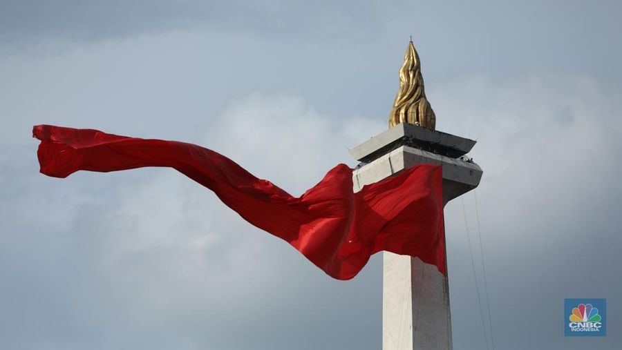 Gladi kotor jelang perayaan HUT ke-80 TNI di Monas, Jakarta Pusat, Rabu (1/10/2025). (CNBC Indonesia/Tri Susilo)