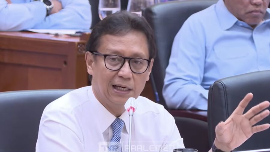 Menteri Kesehatan, Budi Gunadi Sadikin saat mengikuti rapat kerja dengan Komisi IX DPR RI di Jakarta, Rabu (1/10/2025). (Tangkapan Layar Youtube/DPR RI)