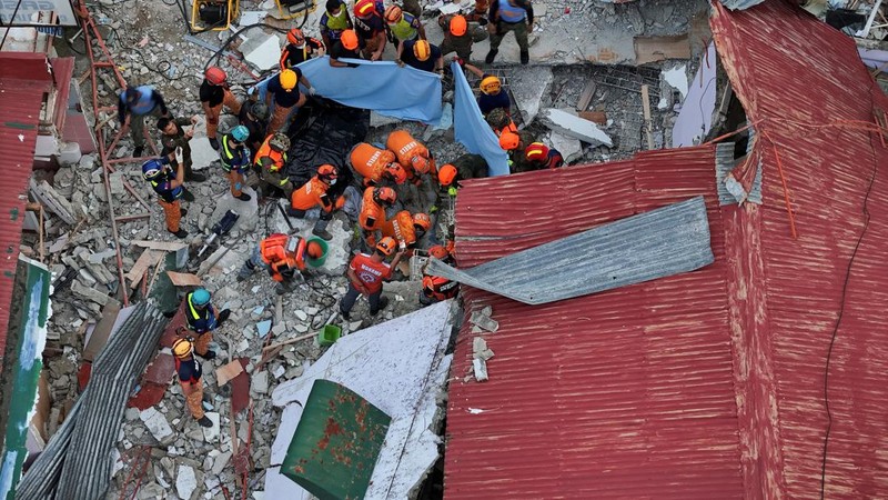 Gempa bumi 6,9 M yang melanda Filipina pada Selasa (30/9) malam mengguncang kontes kecantikan Miss Asia Pacific 2025 yang digelar di Cebu. (Instagram/pageantempress)