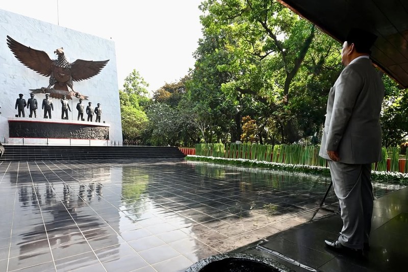 Presiden Prabowo Subianto memimpin upacara peringatan Hari Kesaktian Pancasila 2025 di Monumen Pancasila Sakti, Lubang Buaya, Jakarta, pada Rabu (1/10/2025). (Dok. Biro Pers Sekretariat Presiden/Kris))