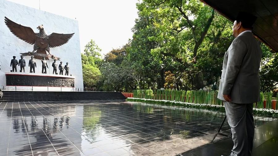 Presiden Prabowo Subianto memimpin upacara peringatan Hari Kesaktian Pancasila 2025 di Monumen Pancasila Sakti, Lubang Buaya, Jakarta, pada Rabu (1/10/2025). (Dok. Biro Pers Sekretariat Presiden/Kris))