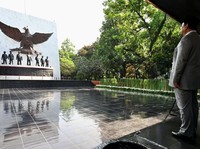Momen Prabowo Pimpin Upacara Hari Kesaktian Pancasila di Lubang Buaya