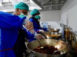 Serap Tenaga Kerja Lokal, SPPG Polda Riau Pekerjakan Ratusan Relawan