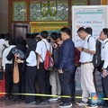 Job Fair Jakarta Membludak, Ruangan Penuh dan Antrean Mengular