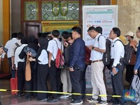 Job Fair Jakarta Membludak, Ruangan Penuh dan Antrean Mengular