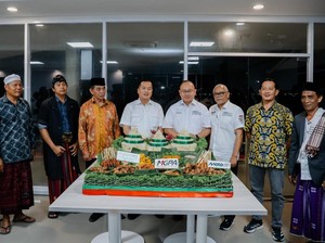 Mengenal Tradisi Betabeq di Balik Gegap Gempita MotoGP Mandalika 2025