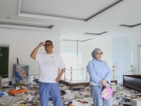 Uya Kuya Emosional Lihat Kondisi Rumahnya usai Dijarah Massa